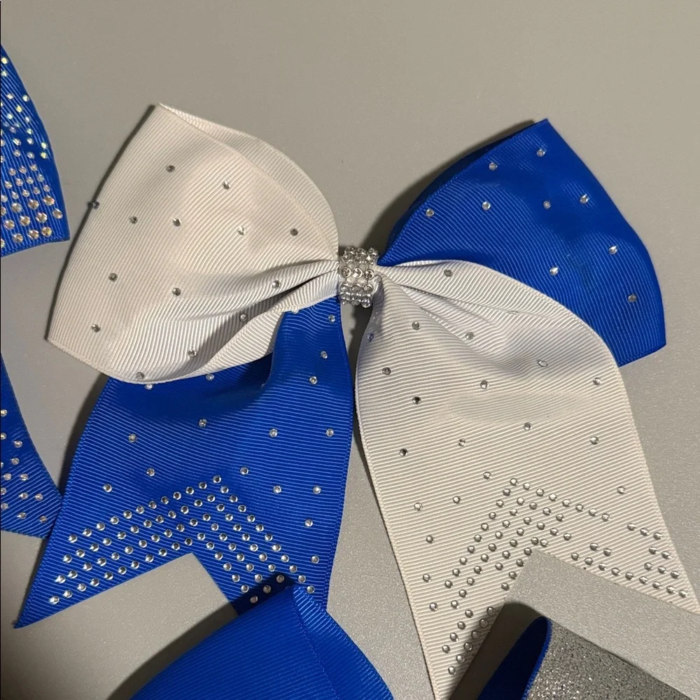 Cheer Blue and White Bow Set